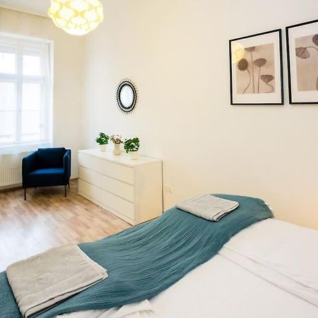 Opera Apartment Budapest With Three Bedroom W Ac Exterior photo